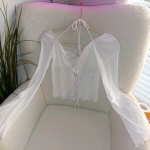 PRINCESS POLLY WHITE LONG SLEEVE HALTER TIE FRONT TOP - SIZE 2